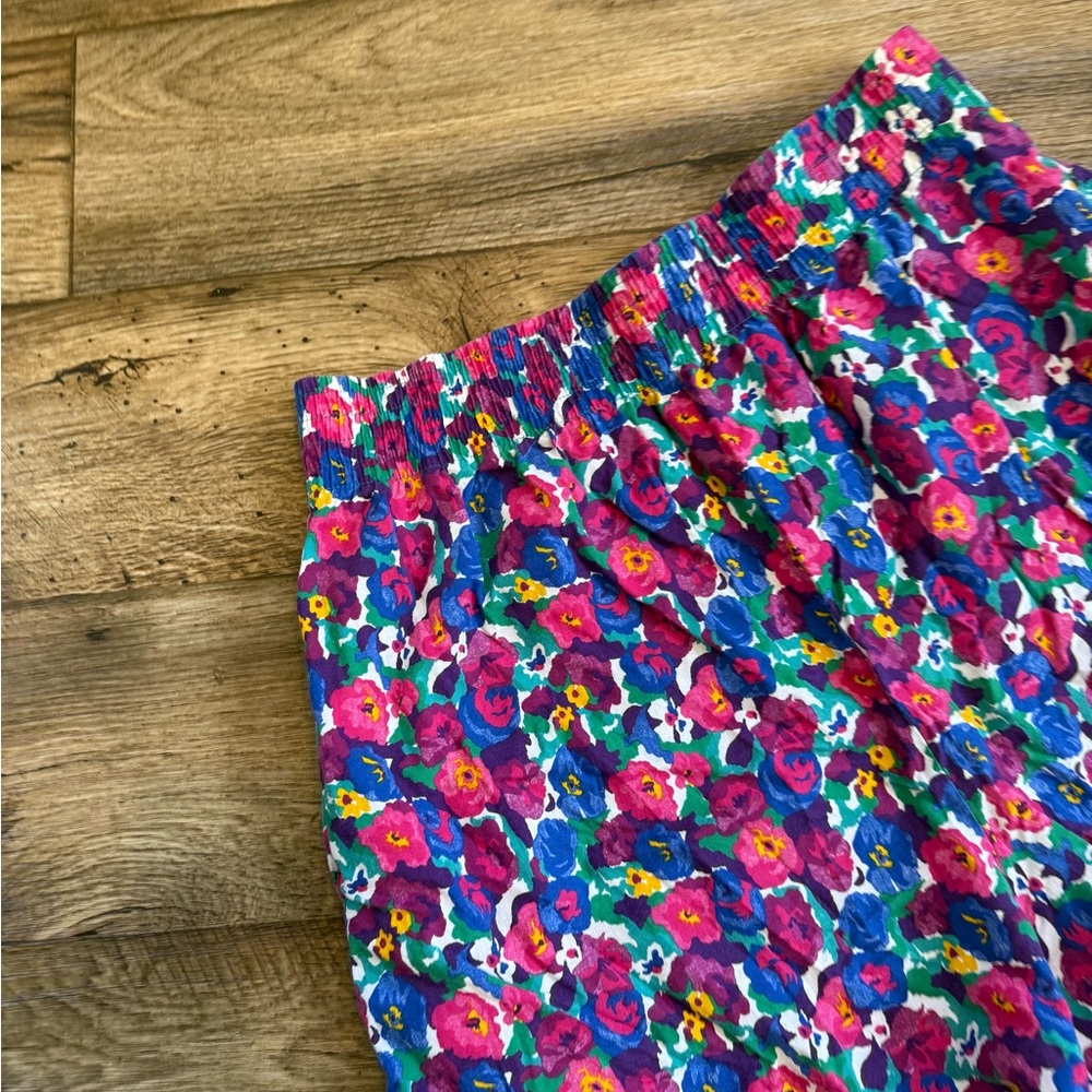 Vintage 80s Bright Abstract Floral High Waisted Shorts - Picture 2 of 4